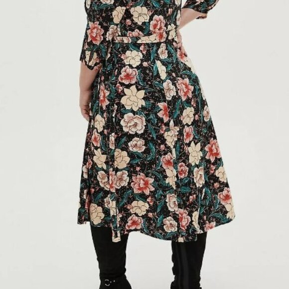 Torrid size 3 Black Floral Midi Challis Shirt Dress - Picture 3 of 8